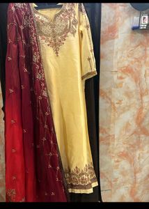 Beautiful Pakistani Embriodered Full Suit... New