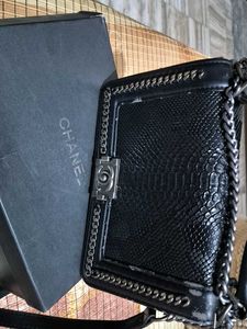 chanel 12 A quality  bag with all accessories