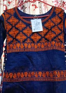 Elegant Blue &amp; Orange Embroidered Kurti