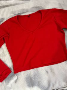 Full Sleeves Crop Top