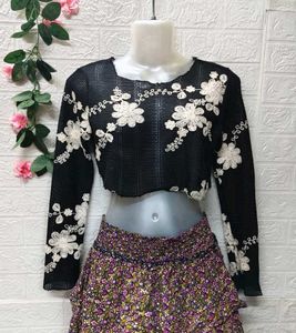 Size Extra Small 🎁Buy 2 Get 1 Free 🎁 Crochet Top