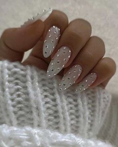 Black Stiletto Press-On Nails