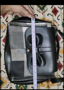 Crossbody Bag with Bow 🎀✅