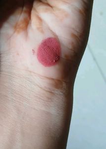 Hilary Rhoda Lipstick