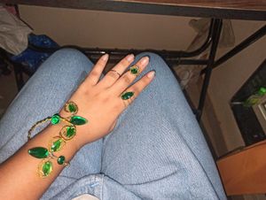 Green Jewel Set