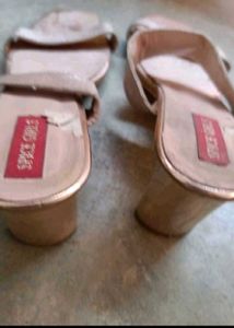 Stylish Khadim's Heels