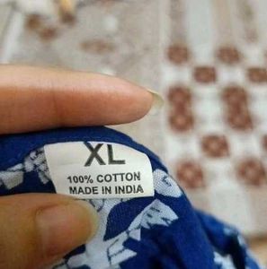 Blue &amp; White Print Short Kurti