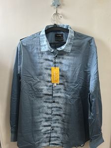 Men Brand New Shirt (XL)