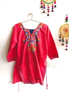 Embroidered Short Kurta &amp;Yoga Tights