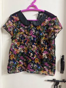 🌸🌼Floral Collar Top