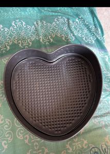 Round Cake Pan And Heart Shaped