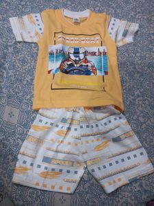 TSHIRT AND TROUSER FOR KIDS