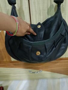 Vintage Victoria Leather Bag