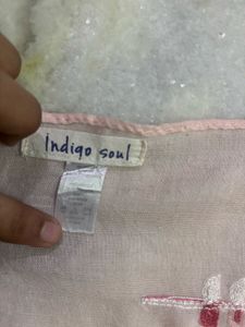 Delicate Embroidered Scarf -Pink with Leaf Design