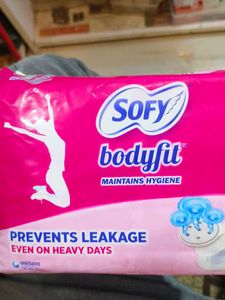 Sofy Bodyfit Sanitary Pads
