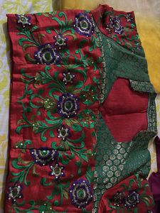 Heavy Border Saree With Blouse