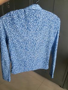 Zudio Blue Floral Print Rushed Shirt