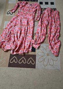 Floral Kurta Set Size- Medium