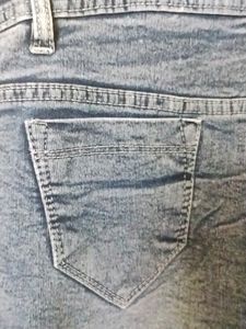 Trendy Dungaree For 10 To 14 Years Girls