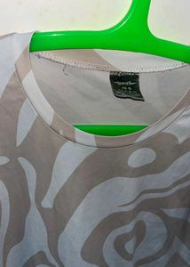 Abstract Pattern T-Shirt