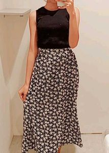 Floral Print Midi Skirt