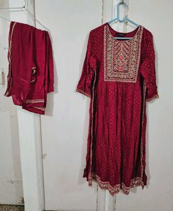 Beautiful Red Naira Cut Suit Set