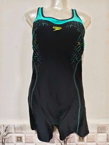 🎄Buy 1, Get 1 Free🎁Medium Size Speedo Swimsuit