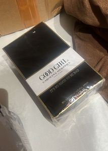 Carolina Herrera Good Girl Perfume