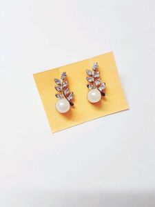 🆕 Pearl Leaf Earrings
