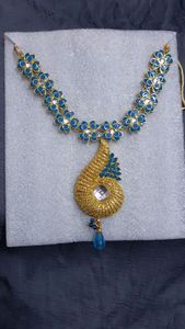 Price dropped!! Blue Necklace set