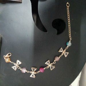 Gold Bow & Bead Bracelet