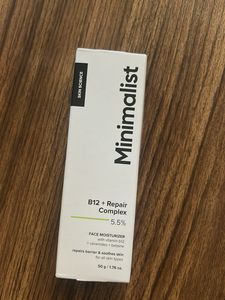 Minimalist B12 Moisturizer