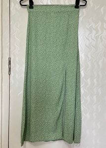 H&amp;M Floral Skirt With A Slit Infront