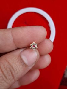 Beautiful New Shaining Stone Nosepin