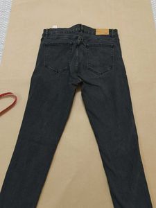 Zara Skinny Fit Cropped Denim