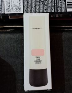 Combo M.A.C Macstack Mascara - Black Stack &amp; M.A.C