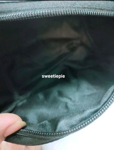 MAC Travel Pouch
