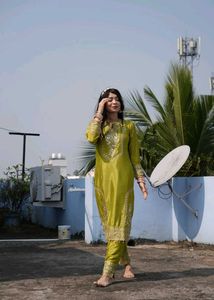 Kashmiri Green Kurta Dupatta Set