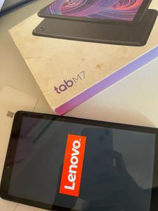 Lenovo Tab M7