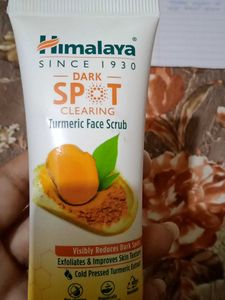 Himalaya Tumeric Face Scrub