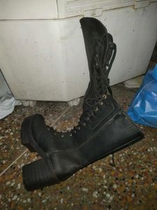 Women Black Ankle Leather Boots