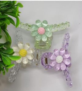 Daisy Flower Hair Claw Clip Set