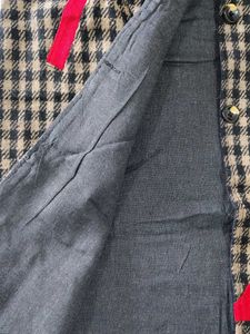 Checkered Sleeveless Coat