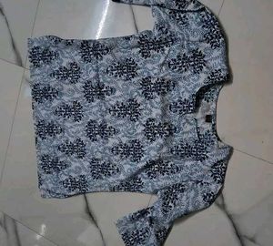 V-neck Short Printed Kurti
