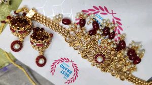 Red Purl Beautiful Necklace With Jhumka