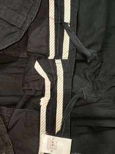 Men&#39;s Black Cargo Shorts