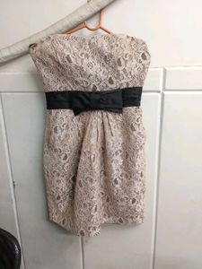H &amp; M Beige Lace Overlay Sleevless  Black Bow