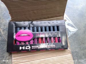 Huda beauty Liquid Matte 12 Piece Lipstick