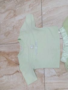 Net Skirt And Stretchable Tshirt For Womens
