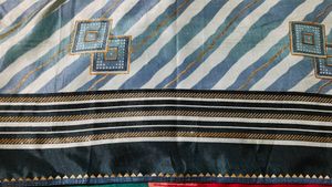 Laheriya Type Sari With Blouse Piece